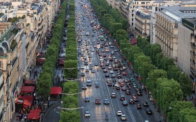 "The big avenue" de Jaume Escofet, està sota llicència CC BY-NC-SA 2.0